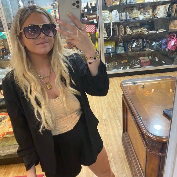 Louis Vuitton Evidence Sunglasses - Picture 12 of 12